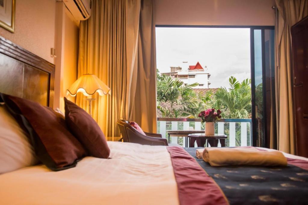 Diamond City Hotel Sha Certified Bangkok Luaran gambar